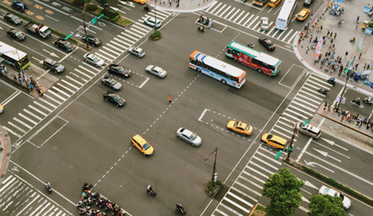 生活相關_交通車禍僅車毀，雖無刑事的責任，民事還是得賠錢。